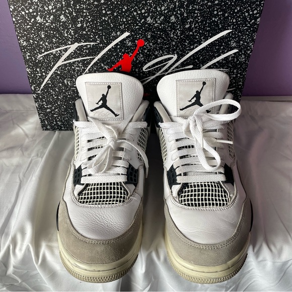 Jordan 4 military black size 10 with box - Picture 6 of 7